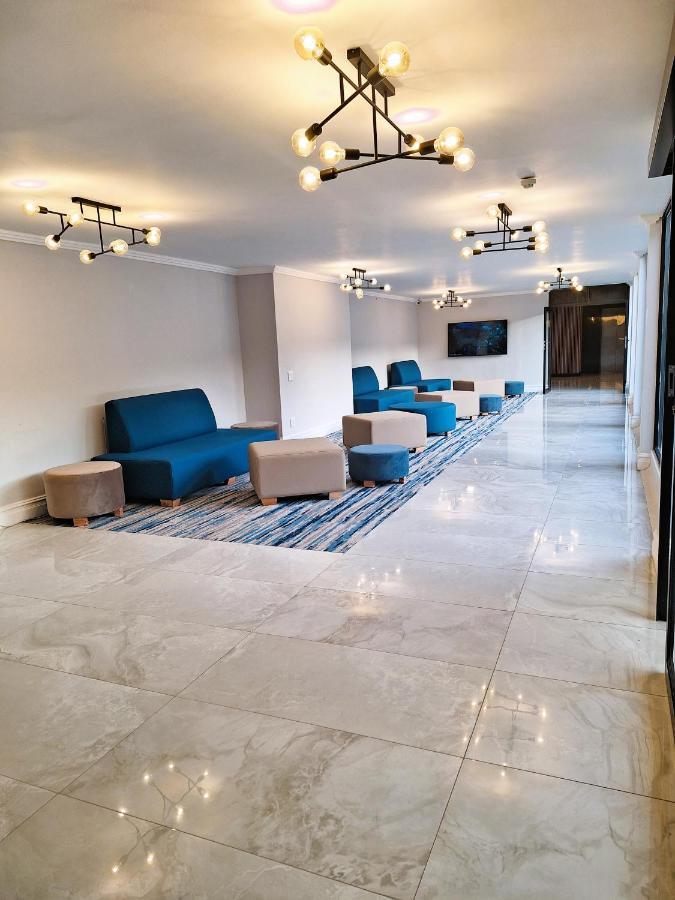 Zar Hotel Аманзимтоти Экстерьер фото
